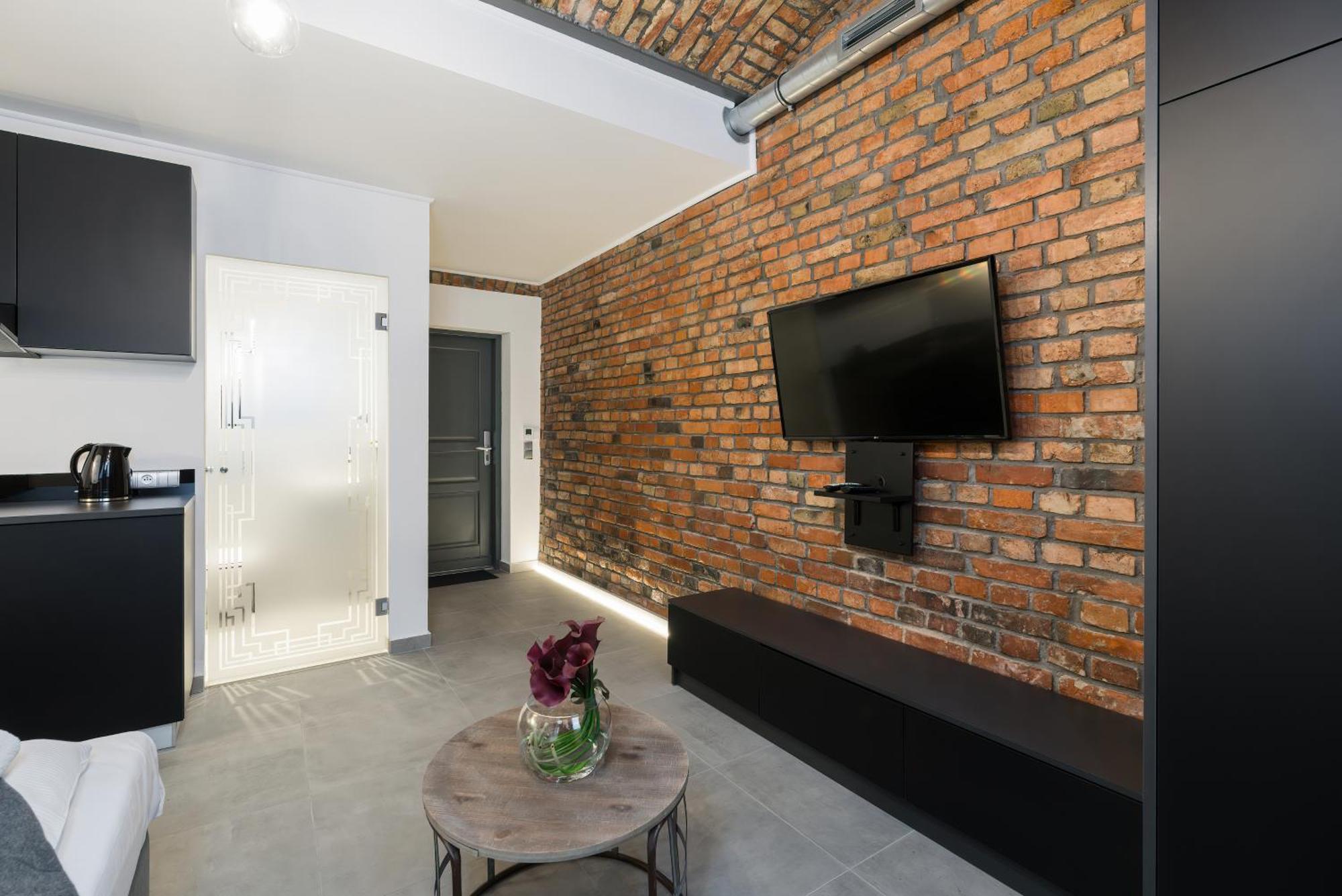 Level -1 Loft Apartments City Center By Renters Poznan Bagian luar foto